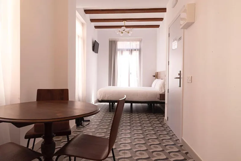 Hotel 19-30