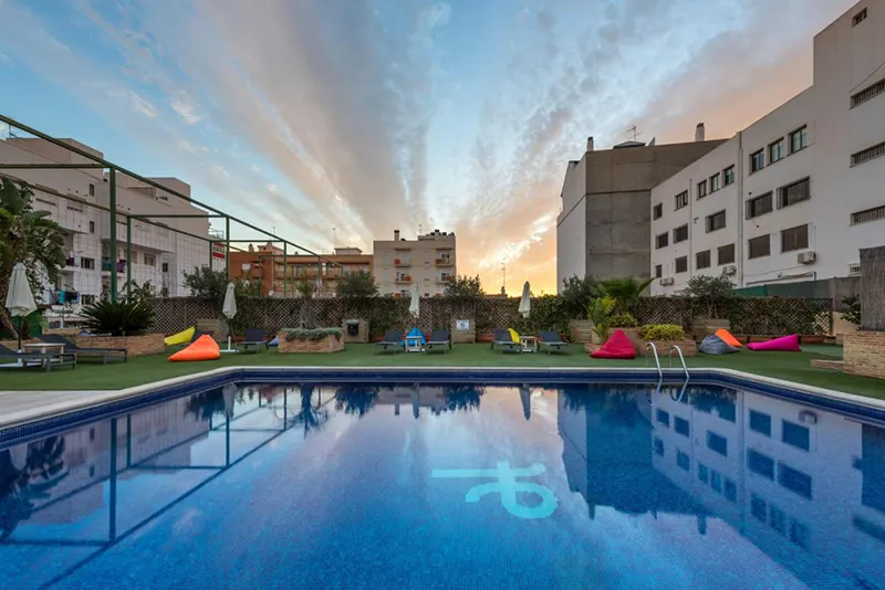Hotel Port Feria Valencia