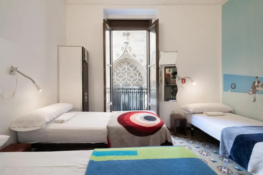 Home Youth Hostal