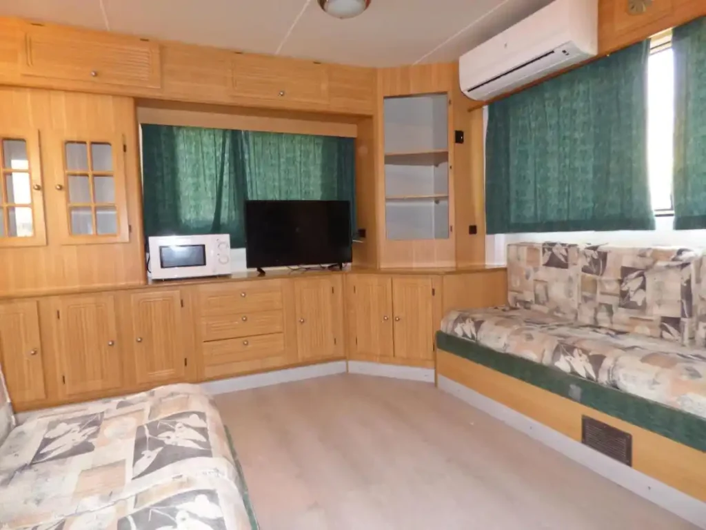 Barraquetes Camping