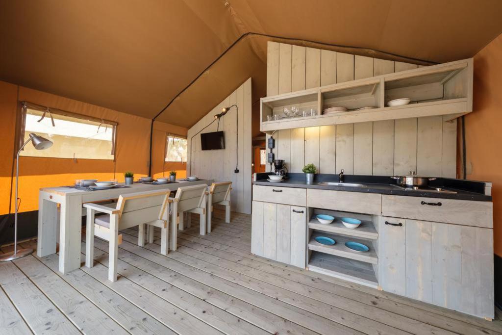 Devesa Gardens Camping Valencia